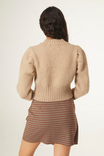 Compania - Beige Cropped Knit